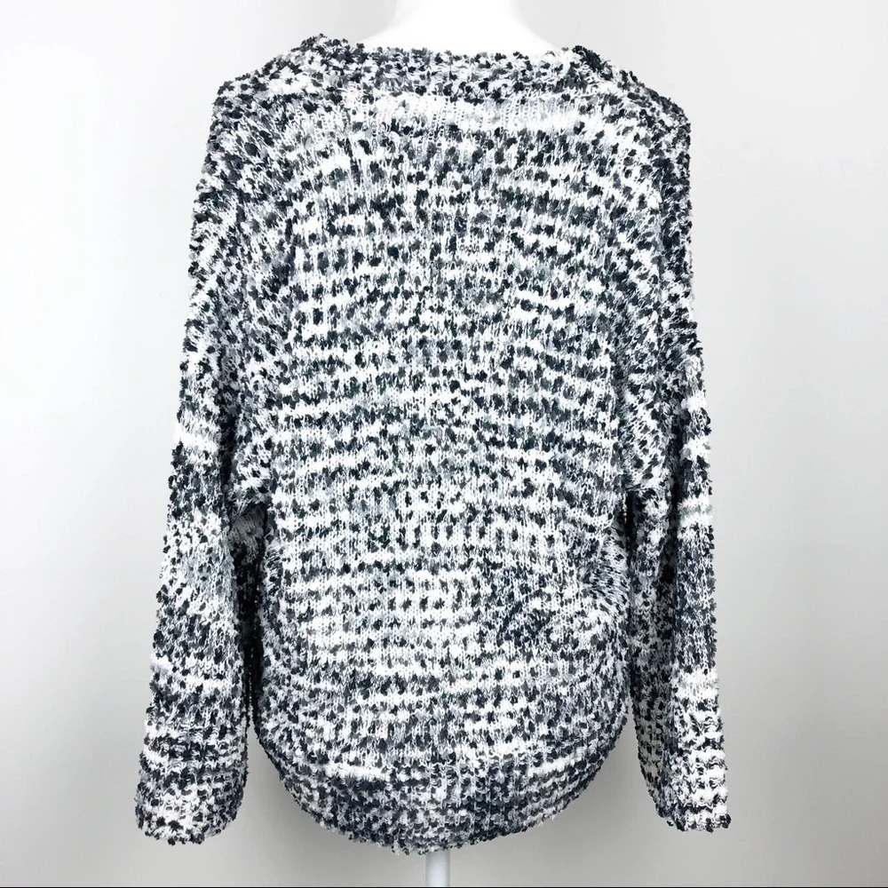 Andrew Marc | Chunky Knit Drop Shoulder Cardigan - Picture 3 of 5